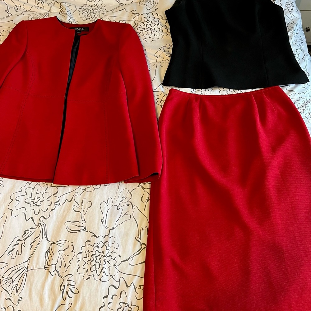 Ladies wool suit